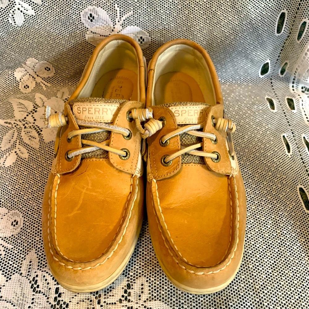 Sperry Ladies Songfish classic top sider boat shoes size 8